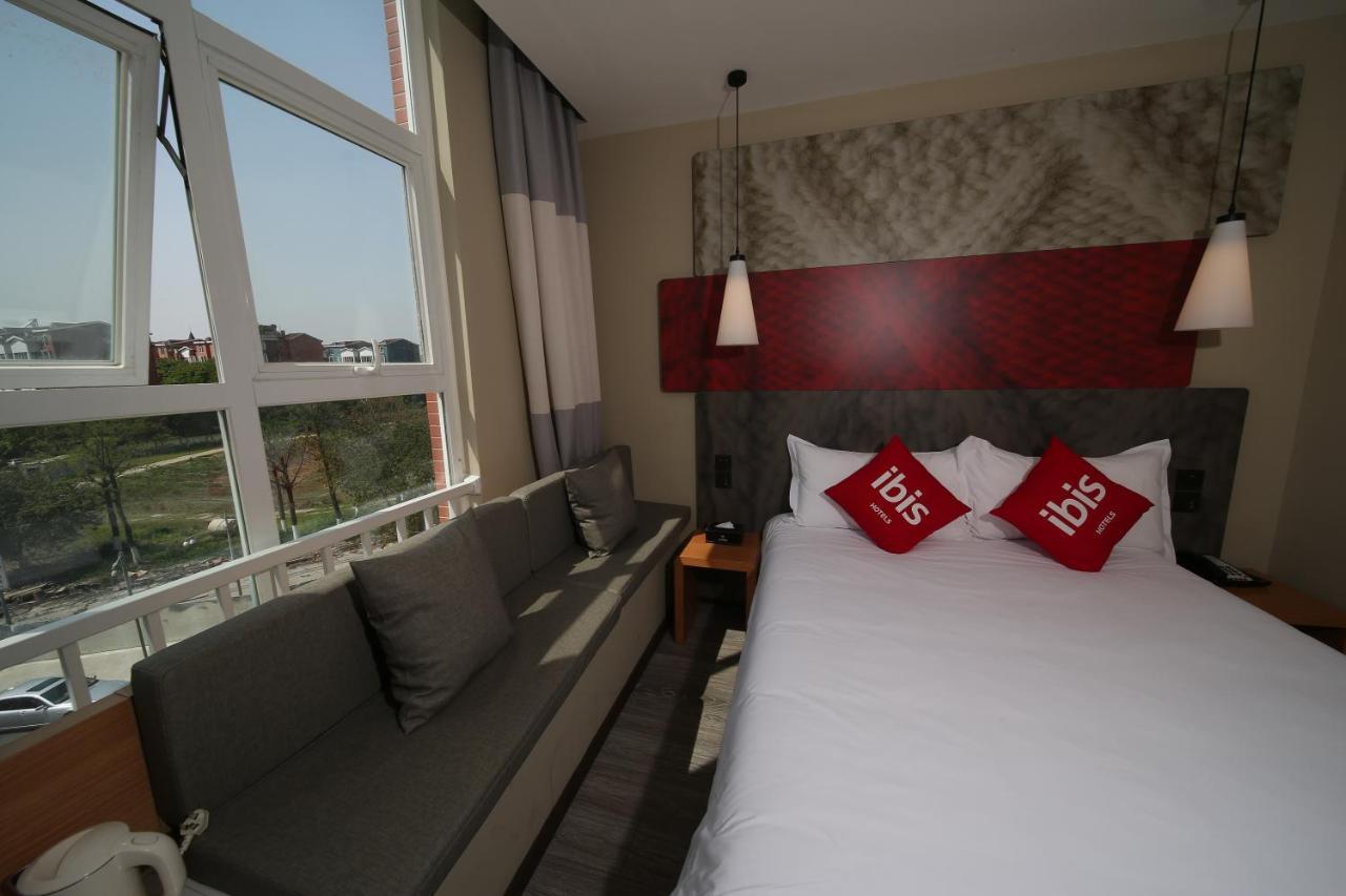 ibis Chengdu Meizhou Center Exterior foto