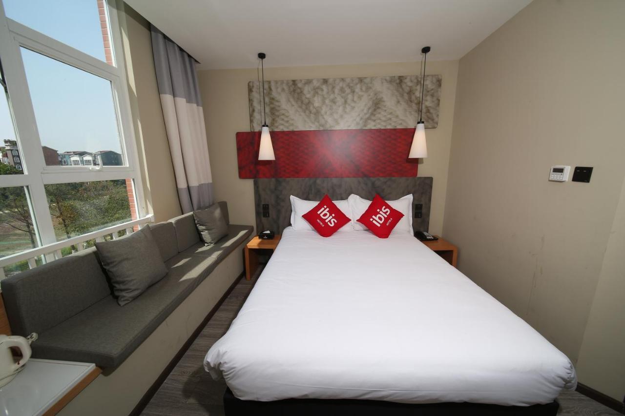 ibis Chengdu Meizhou Center Exterior foto