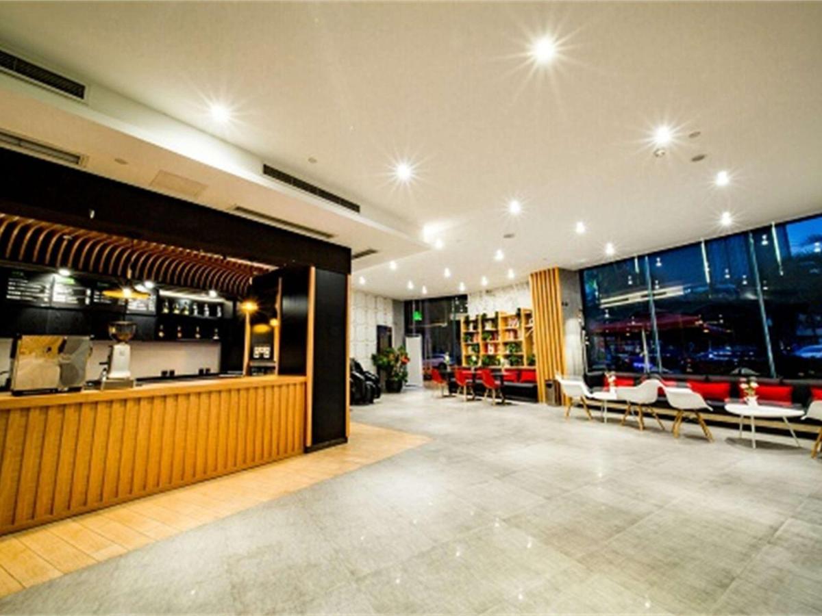 ibis Chengdu Meizhou Center Exterior foto